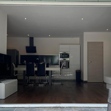Brand New Villa With Fully Intergrated Air Conditioning & Private Pool, Overlooking Forest Sardan Екстериор снимка